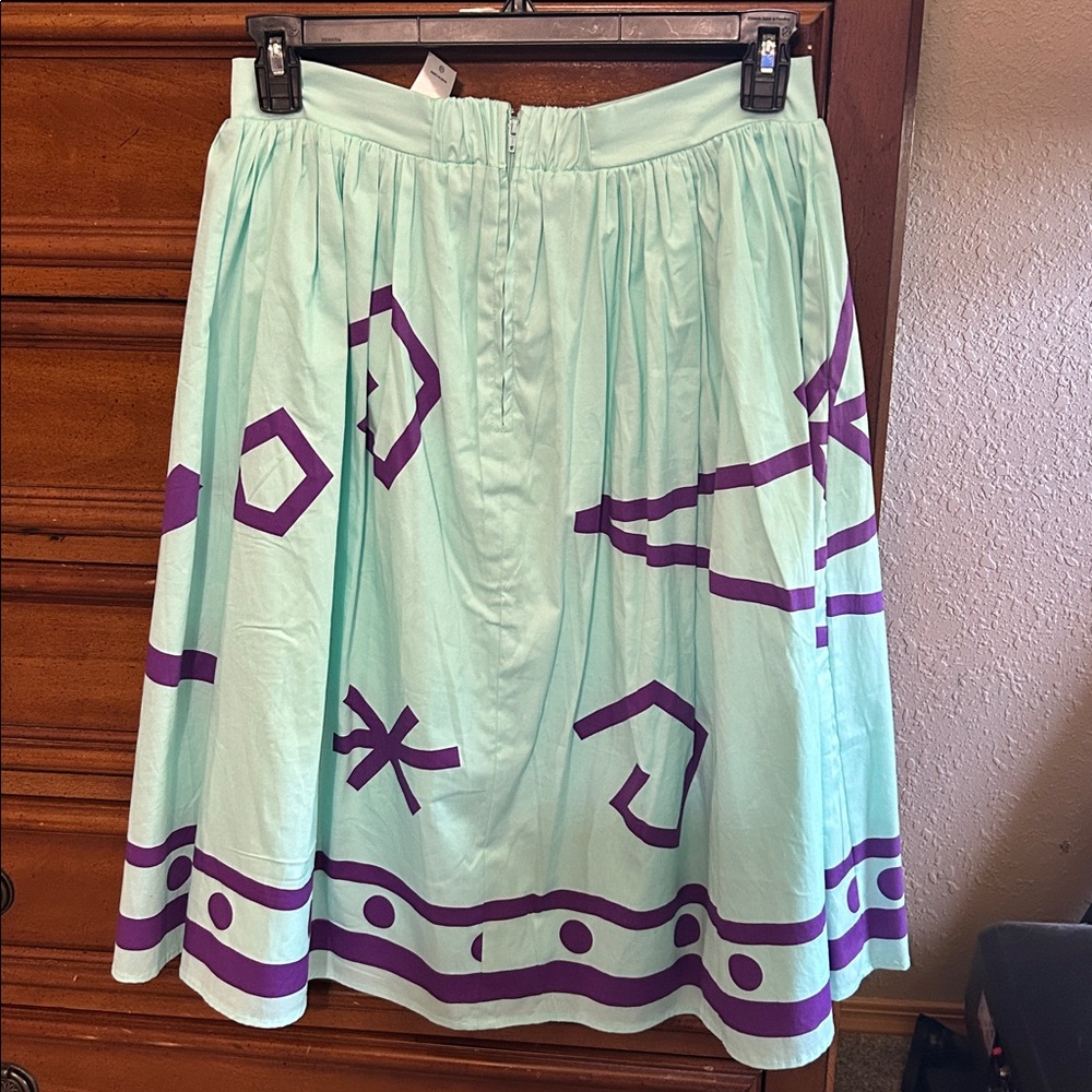 Her Universe The Dress Shop Mad Tea Party Teacup Skirt Lg like new, nonsmoking - Picture 3 of 4